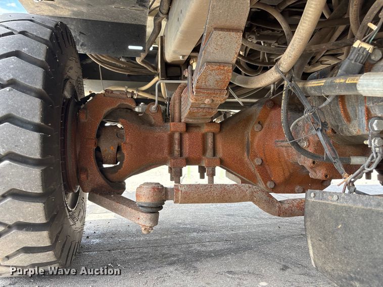 image for item EI5805 2007 Tennant Sentinel street sweeper truck