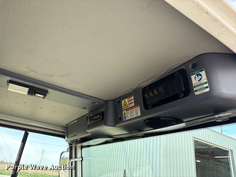 image for item EI5805 2007 Tennant Sentinel street sweeper truck