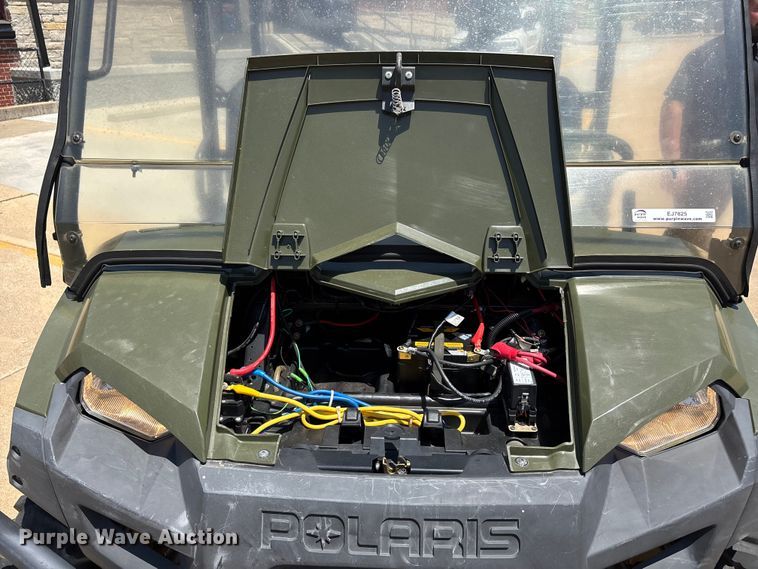 image for item EJ7825 2011 Polaris Ranger Crew 800 utility vehicle