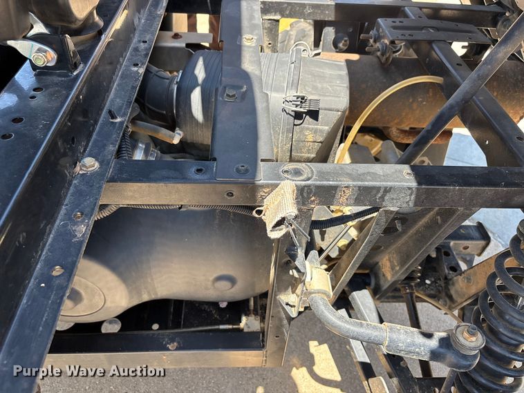 image for item EJ7825 2011 Polaris Ranger Crew 800 utility vehicle