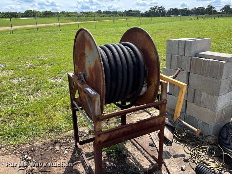 image for item EJ7829 Hannah EPJ234-33-34 LT hose reel