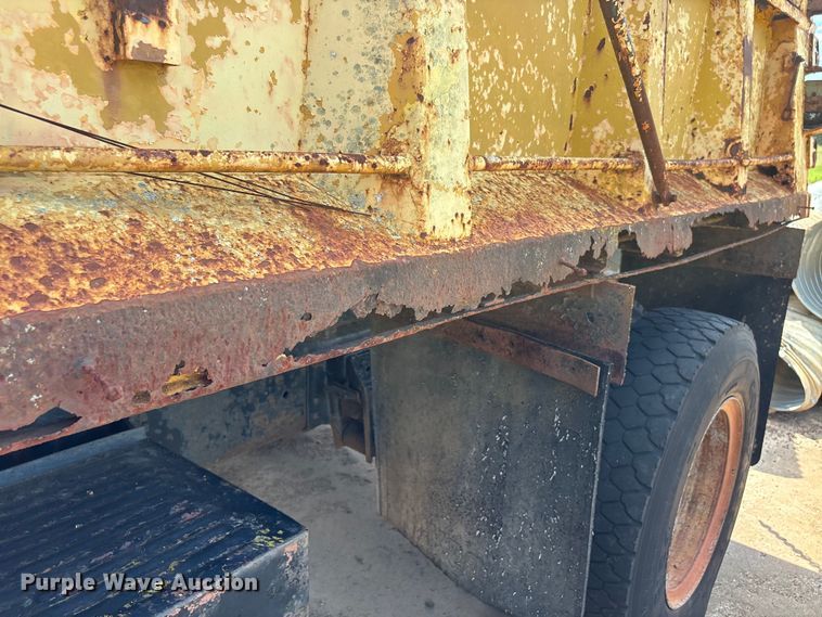 image for item EJ7830 1987 Chevrolet C70 dump truck