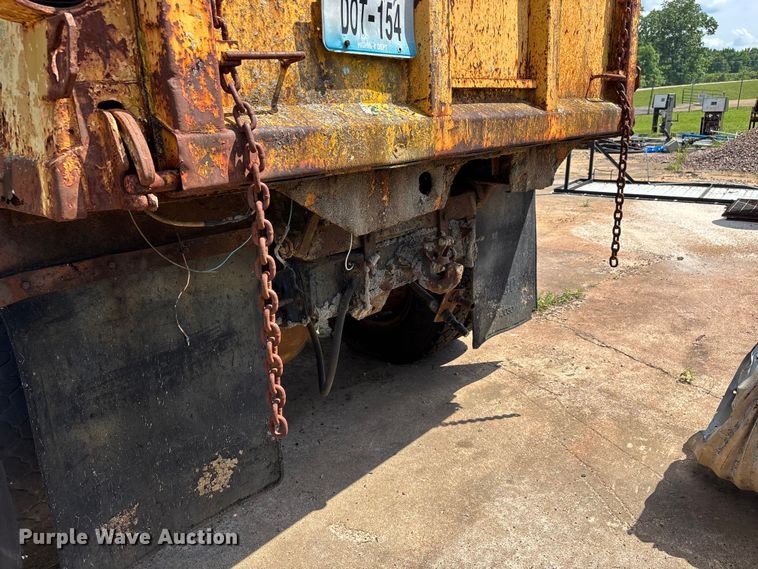 image for item EJ7830 1987 Chevrolet C70 dump truck