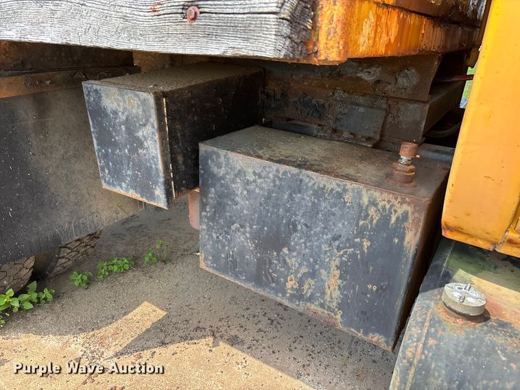 image for item EJ7830 1987 Chevrolet C70 dump truck