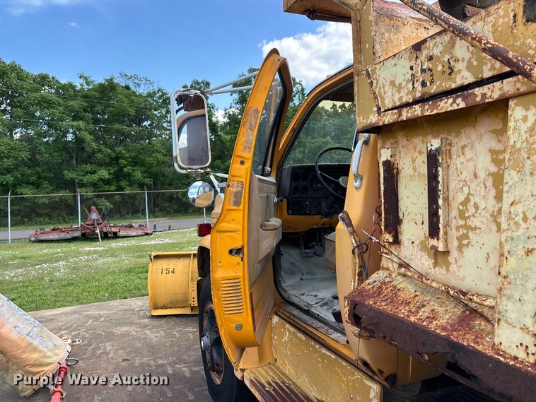 image for item EJ7830 1987 Chevrolet C70 dump truck