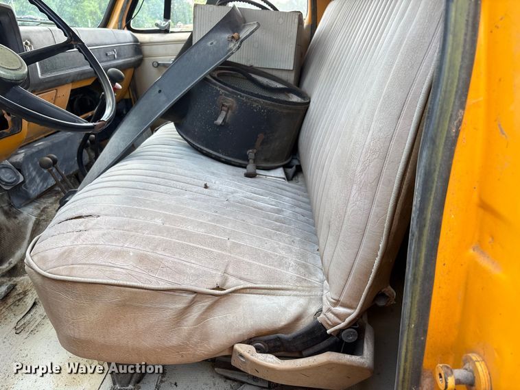 image for item EJ7830 1987 Chevrolet C70 dump truck