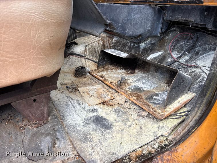 image for item EJ7830 1987 Chevrolet C70 dump truck