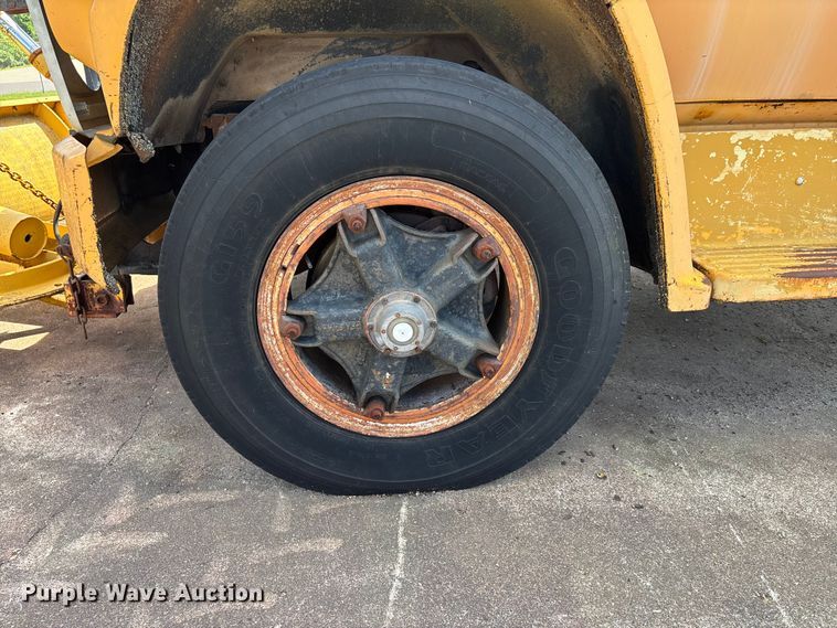 image for item EJ7830 1987 Chevrolet C70 dump truck