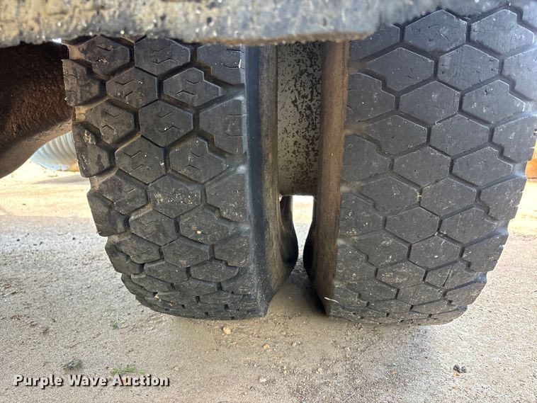 image for item EJ7830 1987 Chevrolet C70 dump truck