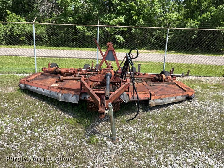 image for item EJ7831 (4) mowers