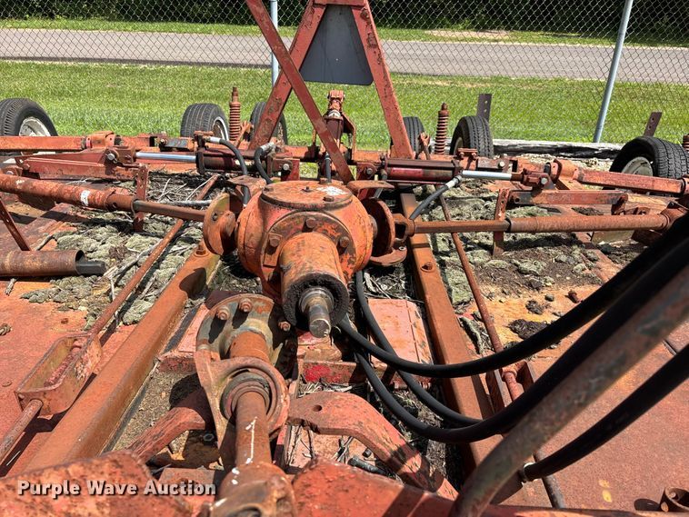 image for item EJ7831 (4) mowers