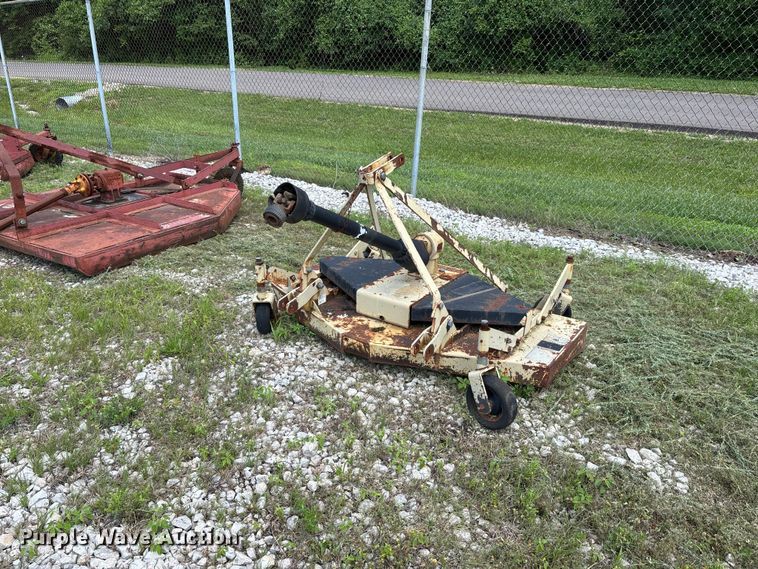 image for item EJ7831 (4) mowers