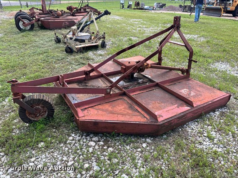 image for item EJ7831 (4) mowers