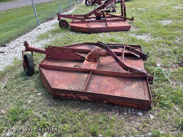 image for item EJ7831 (4) mowers