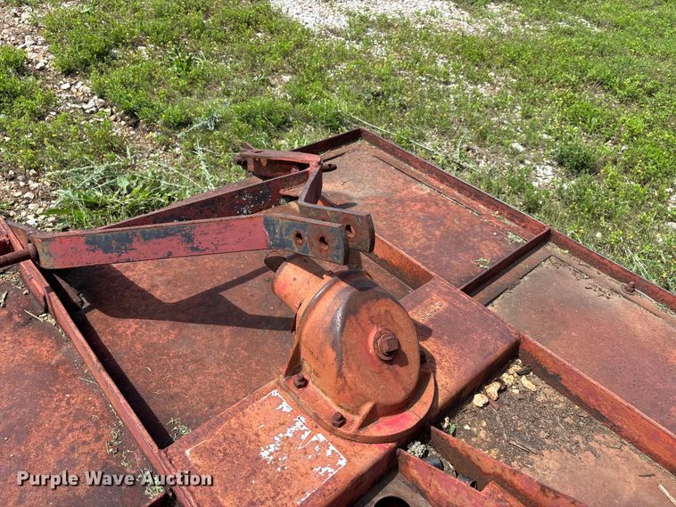 image for item EJ7831 (4) mowers