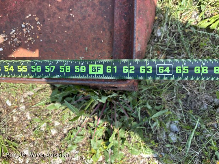 image for item EJ7831 (4) mowers