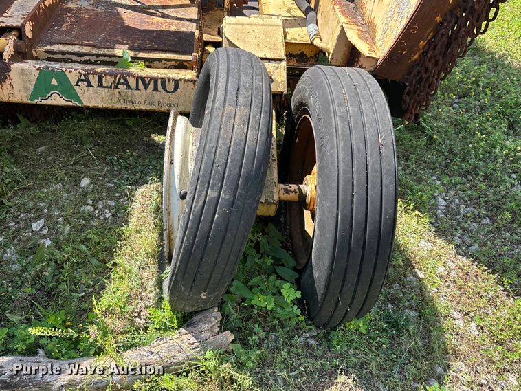 image for item EJ7832 Alamo batwing rotary mower