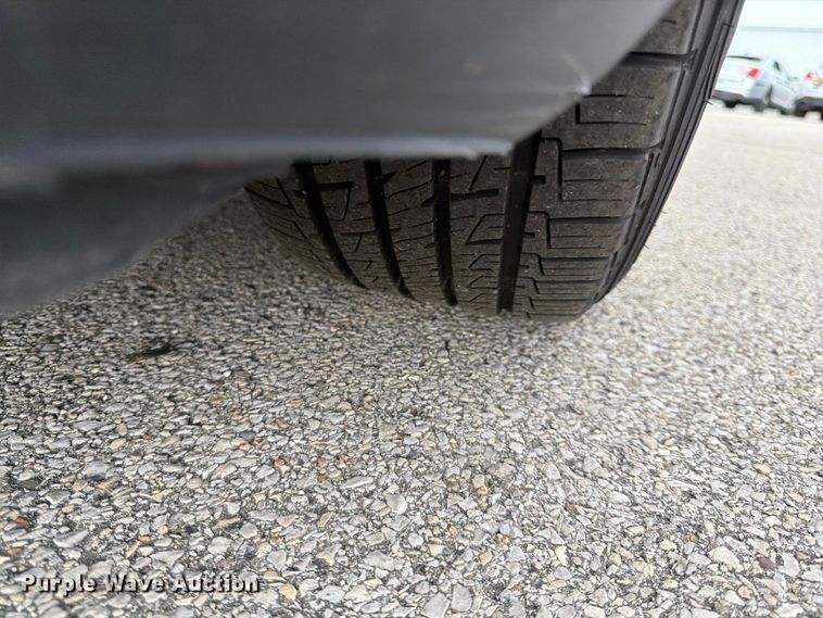 image for item EL0090 2013 Ford Taurus 