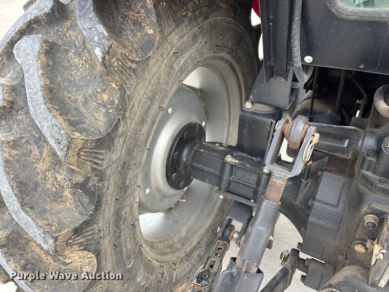 image for item EO4285 2015 Mahindra 2565 Shuttle MFWD tractor