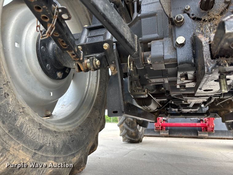 image for item EO4285 2015 Mahindra 2565 Shuttle MFWD tractor