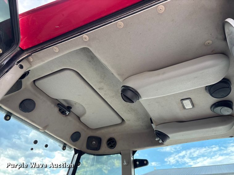 image for item EO4285 2015 Mahindra 2565 Shuttle MFWD tractor