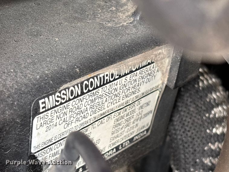 image for item EO4285 2015 Mahindra 2565 Shuttle MFWD tractor