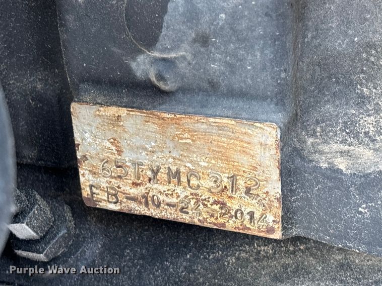 image for item EO4285 2015 Mahindra 2565 Shuttle MFWD tractor