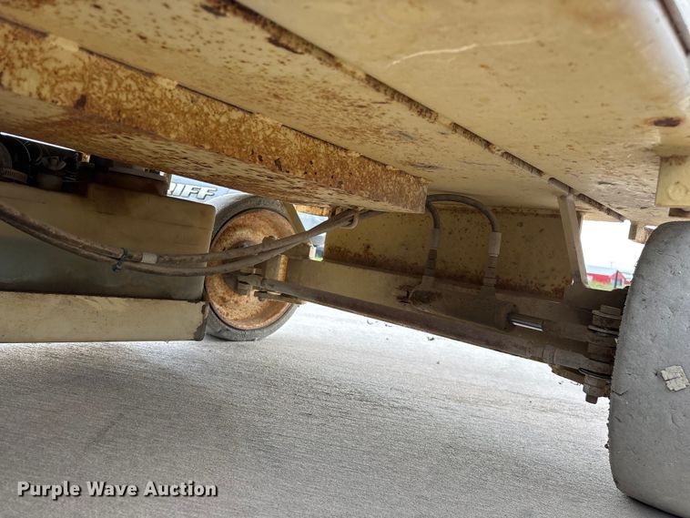 image for item EO4286 2000 JLG 3246E2 scissor lift
