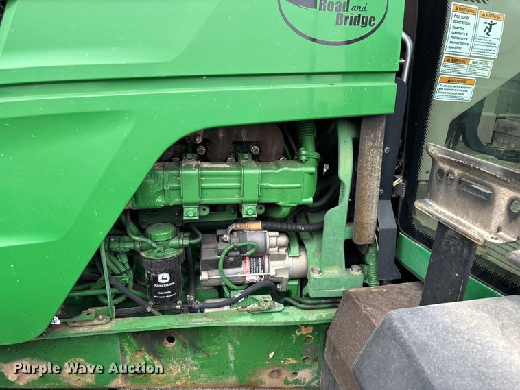 image for item EO4314 2013 John Deere 6115M MFWD tractor