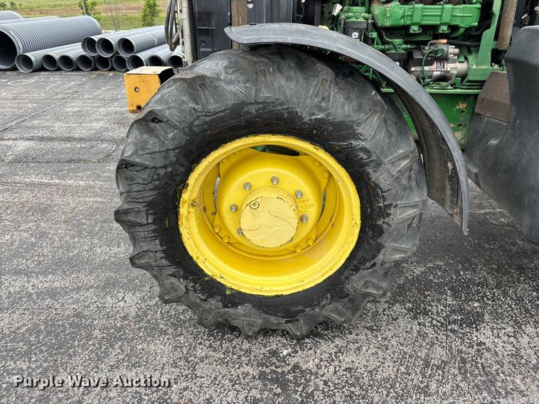 image for item EO4314 2013 John Deere 6115M MFWD tractor
