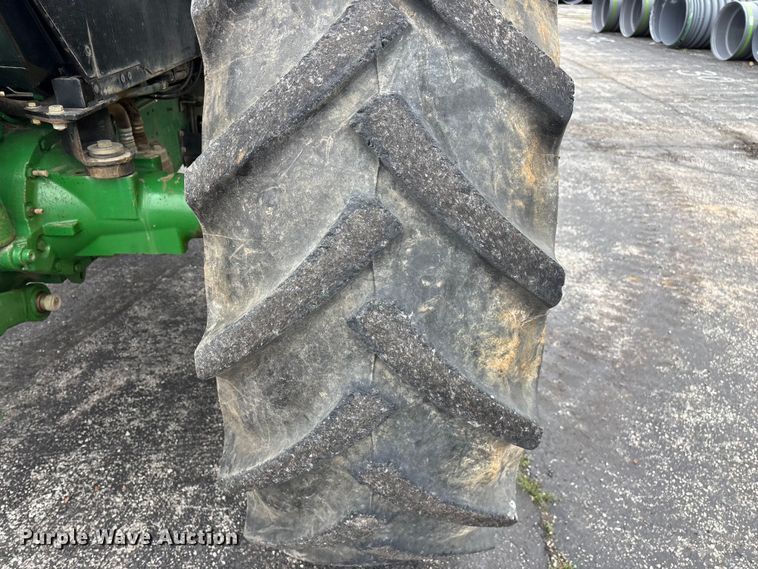 image for item EO4314 2013 John Deere 6115M MFWD tractor