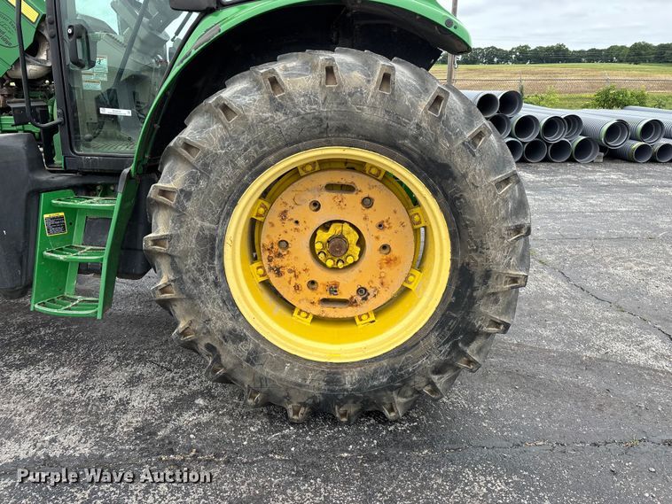 image for item EO4314 2013 John Deere 6115M MFWD tractor