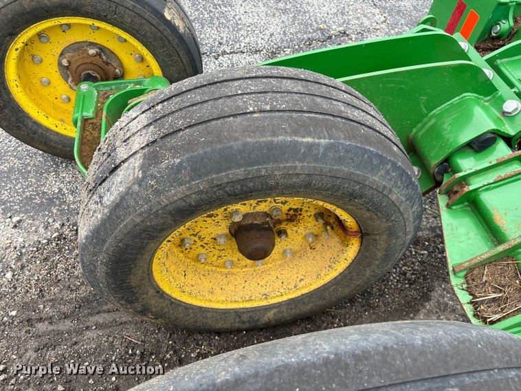 image for item EO4315 2021 John Deere Rotary Cutter R10 rotary mower