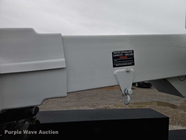 image for item EO7325 2010 Ford F550 bucket truck