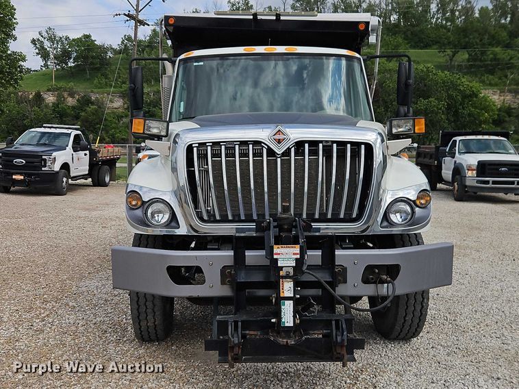image for item EO7326 2014 International 7300 dump truck