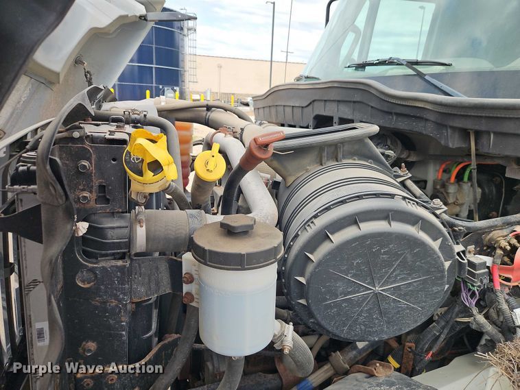 image for item EO7326 2014 International 7300 dump truck