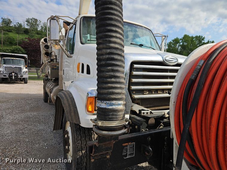 image for item EO7328 2009 Sterling L7500 sewer jetter truck
