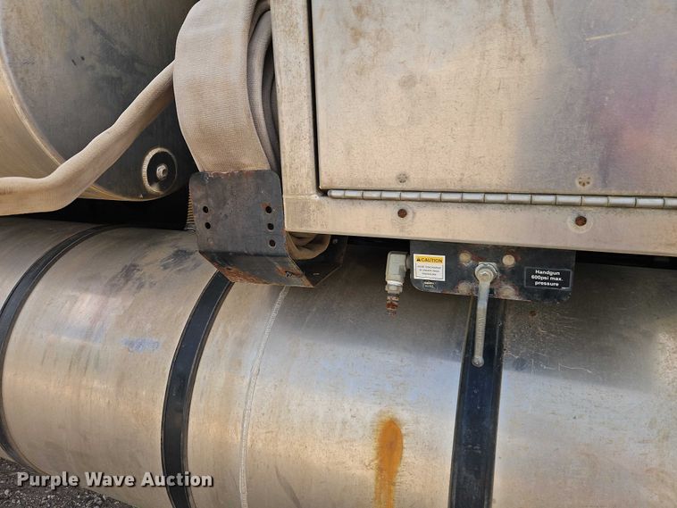 image for item EO7328 2009 Sterling L7500 sewer jetter truck