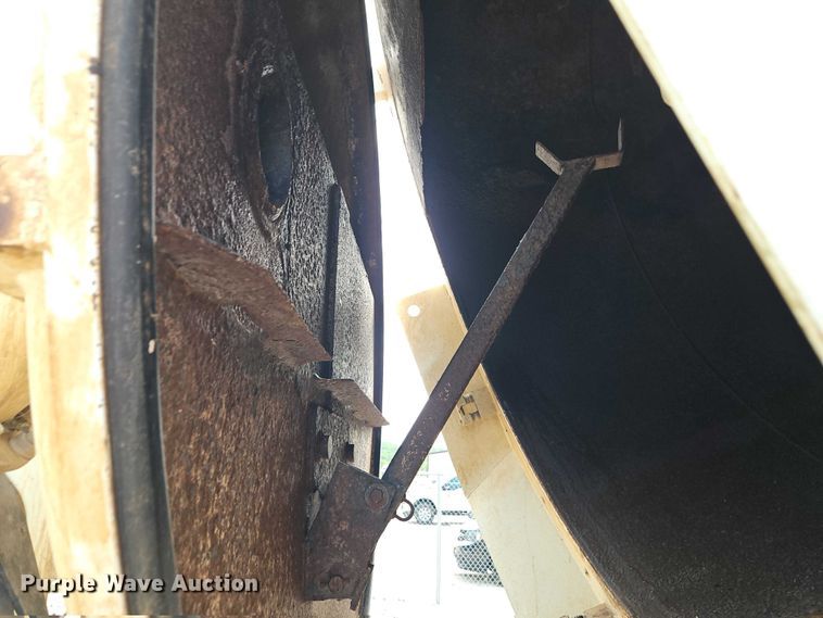 image for item EO7328 2009 Sterling L7500 sewer jetter truck