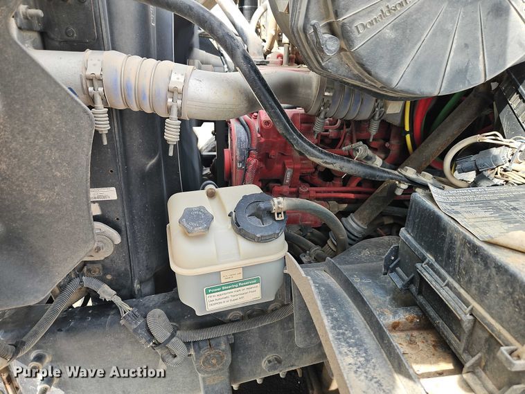 image for item EO7328 2009 Sterling L7500 sewer jetter truck
