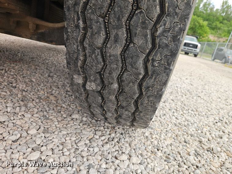 image for item EO7328 2009 Sterling L7500 sewer jetter truck
