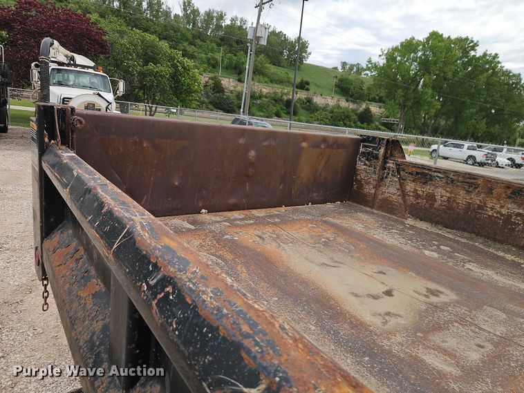 image for item EO7350 2009 Ford F450 Super Duty dump truck