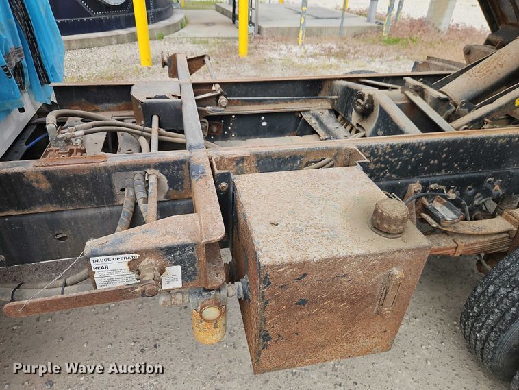 image for item EO7350 2009 Ford F450 Super Duty dump truck