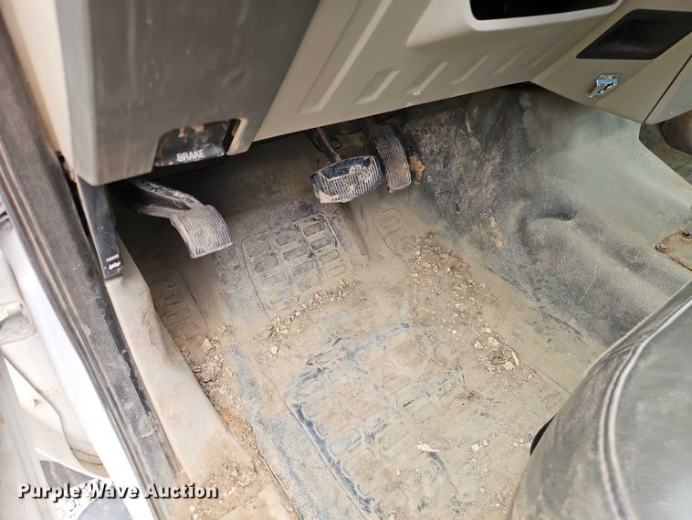 image for item EO7350 2009 Ford F450 Super Duty dump truck