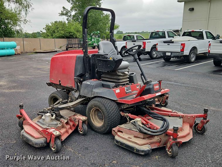 image for item EO7380 2017 Toro Groundsmaster 4000D lawn mower