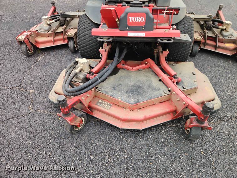 image for item EO7380 2017 Toro Groundsmaster 4000D lawn mower