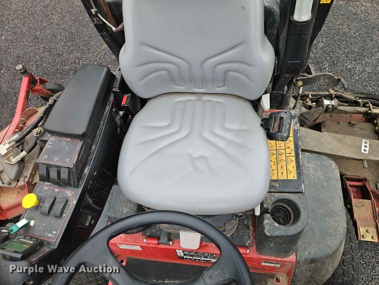image for item EO7380 2017 Toro Groundsmaster 4000D lawn mower