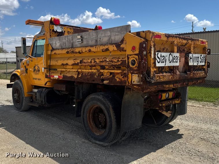 image for item ER0485 1996 International 4900 dump truck