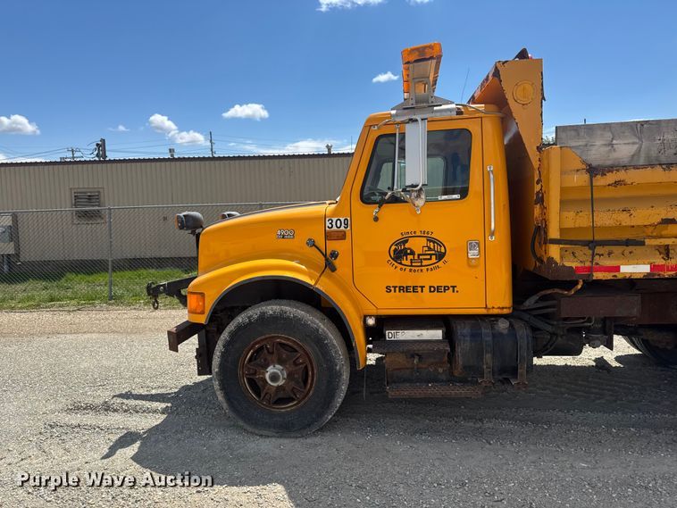 image for item ER0485 1996 International 4900 dump truck