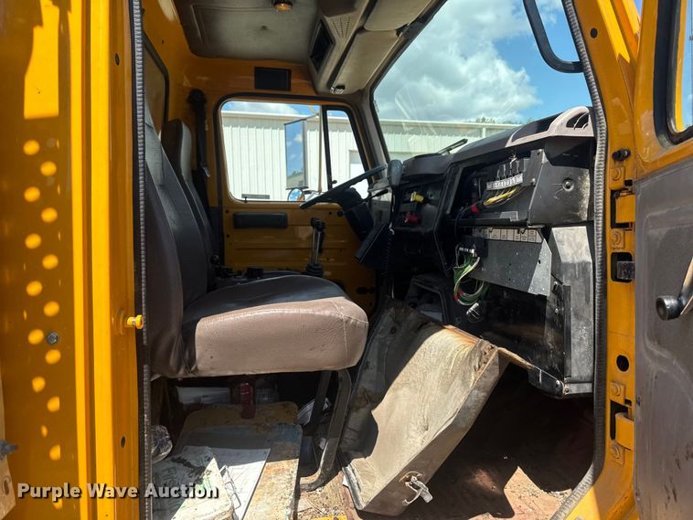 image for item ER0485 1996 International 4900 dump truck
